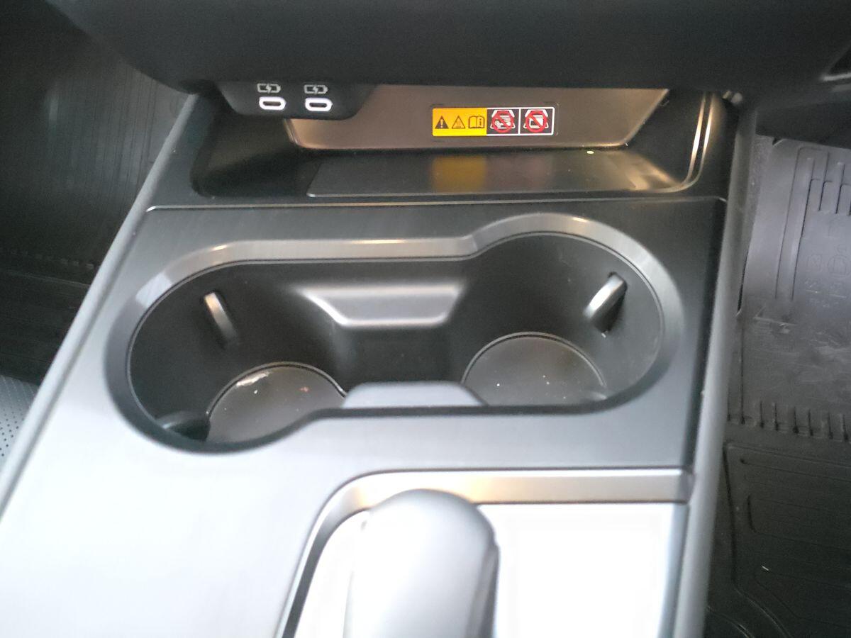 Used Lexus UX 2025 for sale - 76657175: Photo 32