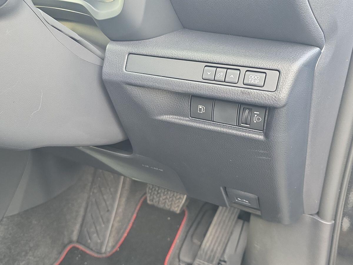 Used Lexus LBX 2025 for sale - 76657759: Photo 24