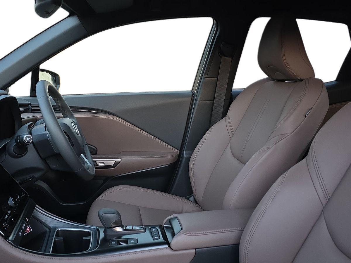 Used Lexus LBX 2024 for sale - 76802125: Photo 18