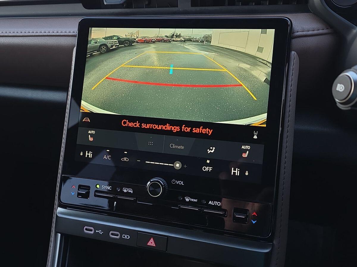 Used Lexus LBX 2024 for sale - 76802125: Photo 21