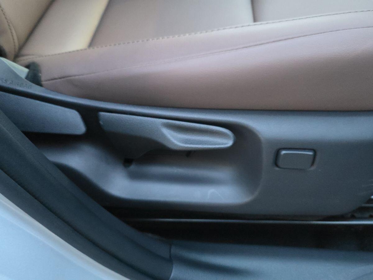 Used Lexus LBX 2024 for sale - 76802125: Photo 24