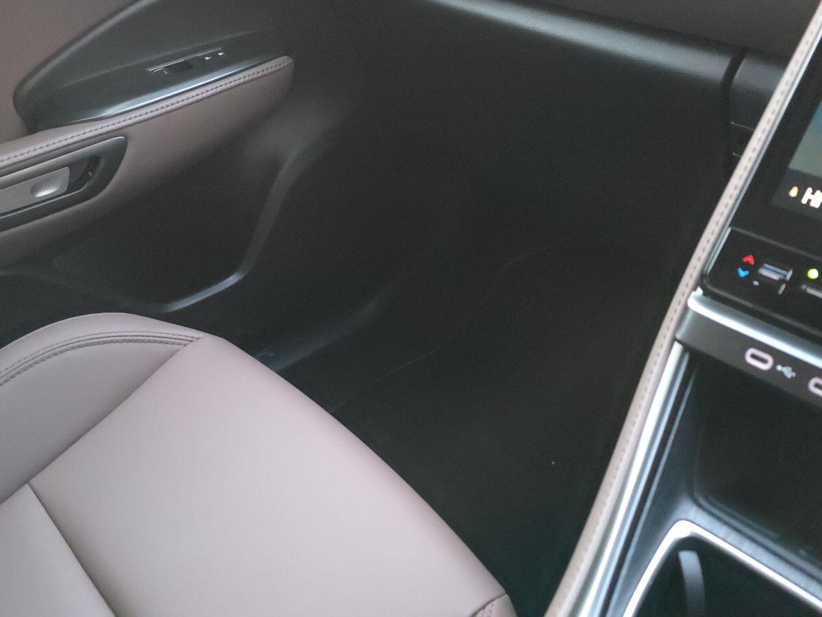 Used Lexus LBX 2024 for sale - 76802125: Photo 38