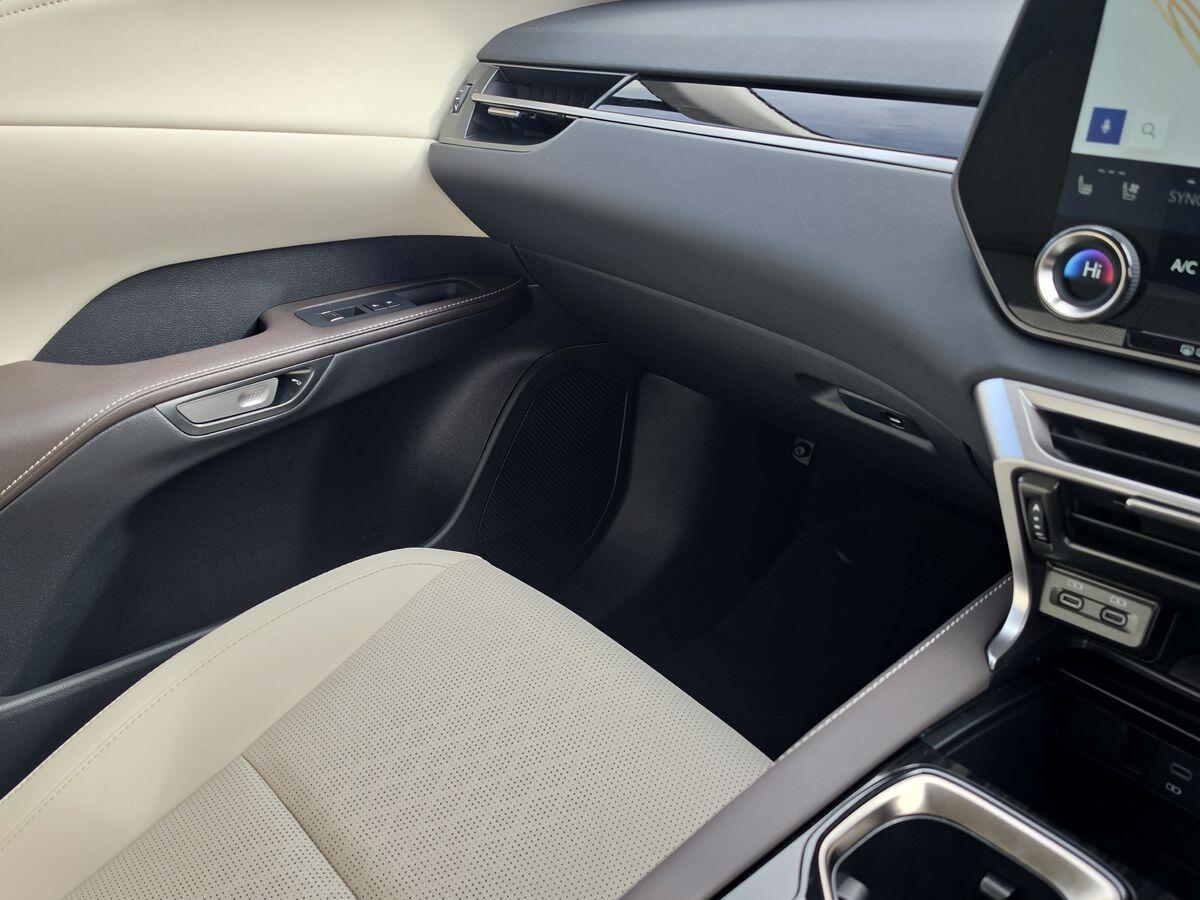 Used Lexus RX 2023 for sale - 78018851: Photo 31