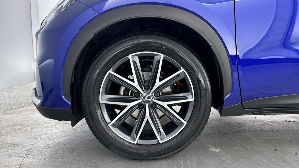 Used Lexus LBX 2024 for sale - 77925453: Photo 5