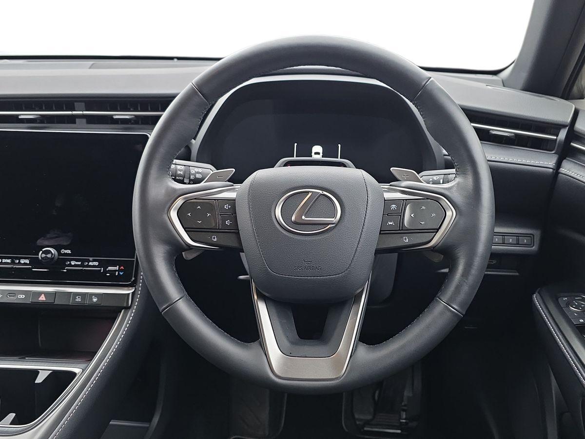 Used Lexus LBX 2024 for sale - 76700736: Photo 15
