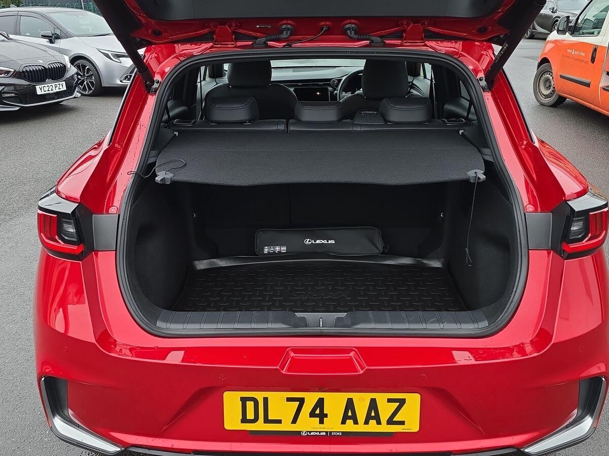 Used Lexus LBX 2024 for sale - 76700736: Photo 20