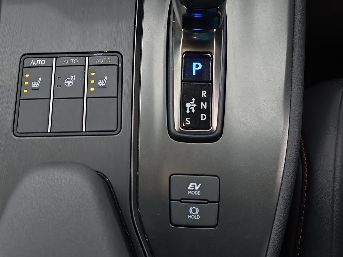 Used Lexus UX 2024 for sale - 77768914: Photo 37