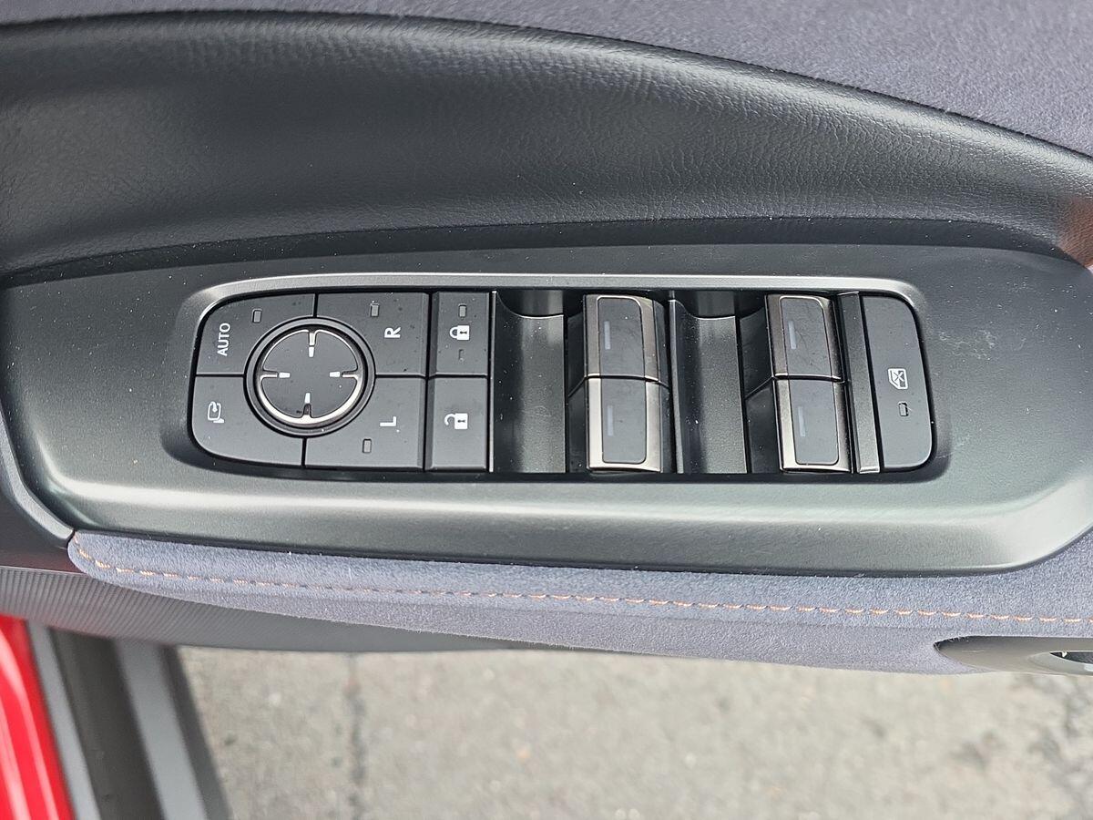 Used Lexus LBX 2025 for sale - 77410946: Photo 24