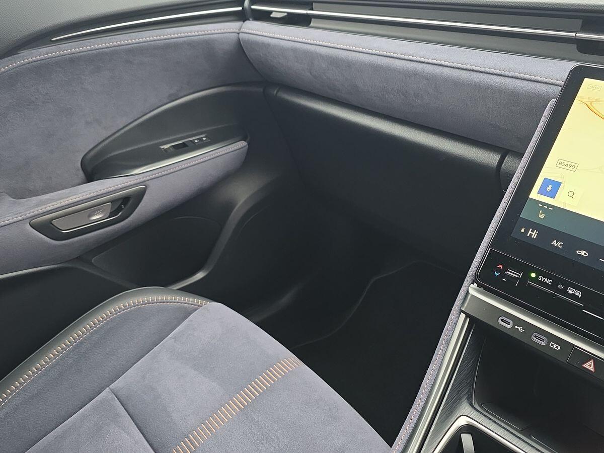 Used Lexus LBX 2025 for sale - 77410946: Photo 38