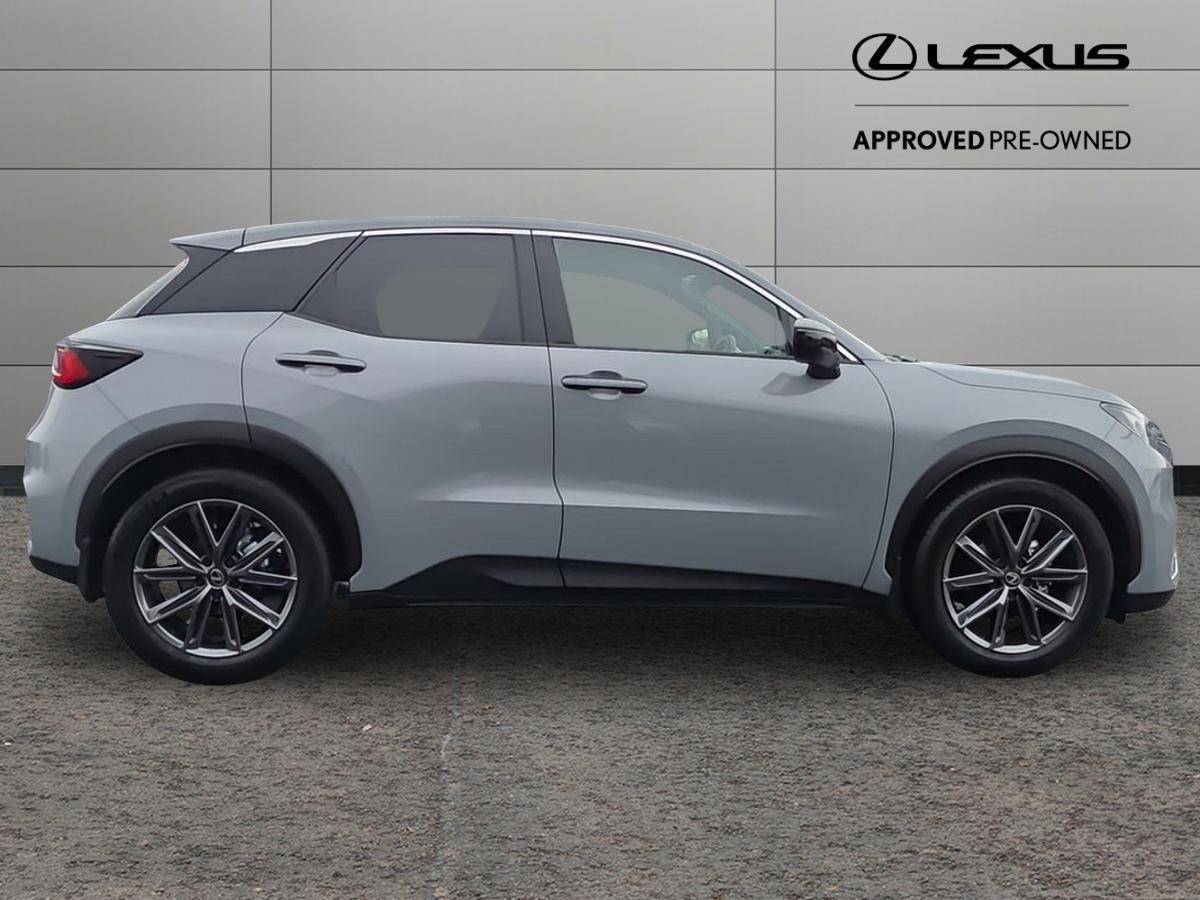 Used Lexus LBX for sale - 77155647: Photo 2