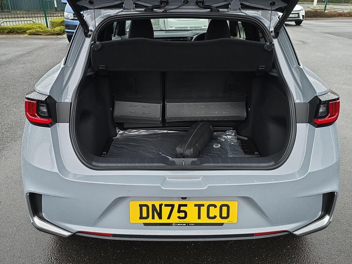 Used Lexus LBX for sale - 77155647: Photo 20