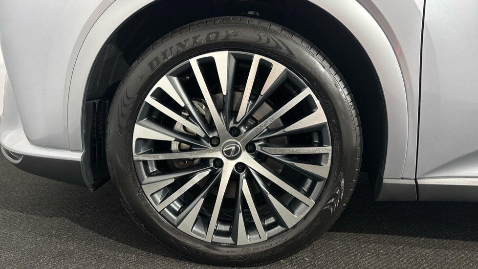 Used Lexus RX 2024 for sale - 77926301: Photo 9