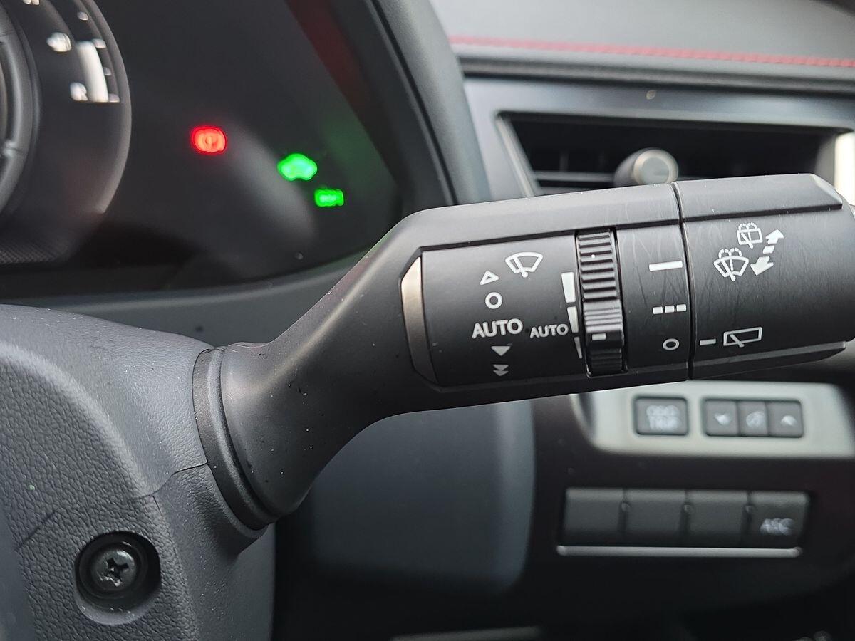 Used Lexus UX 2023 for sale - 77202931: Photo 31