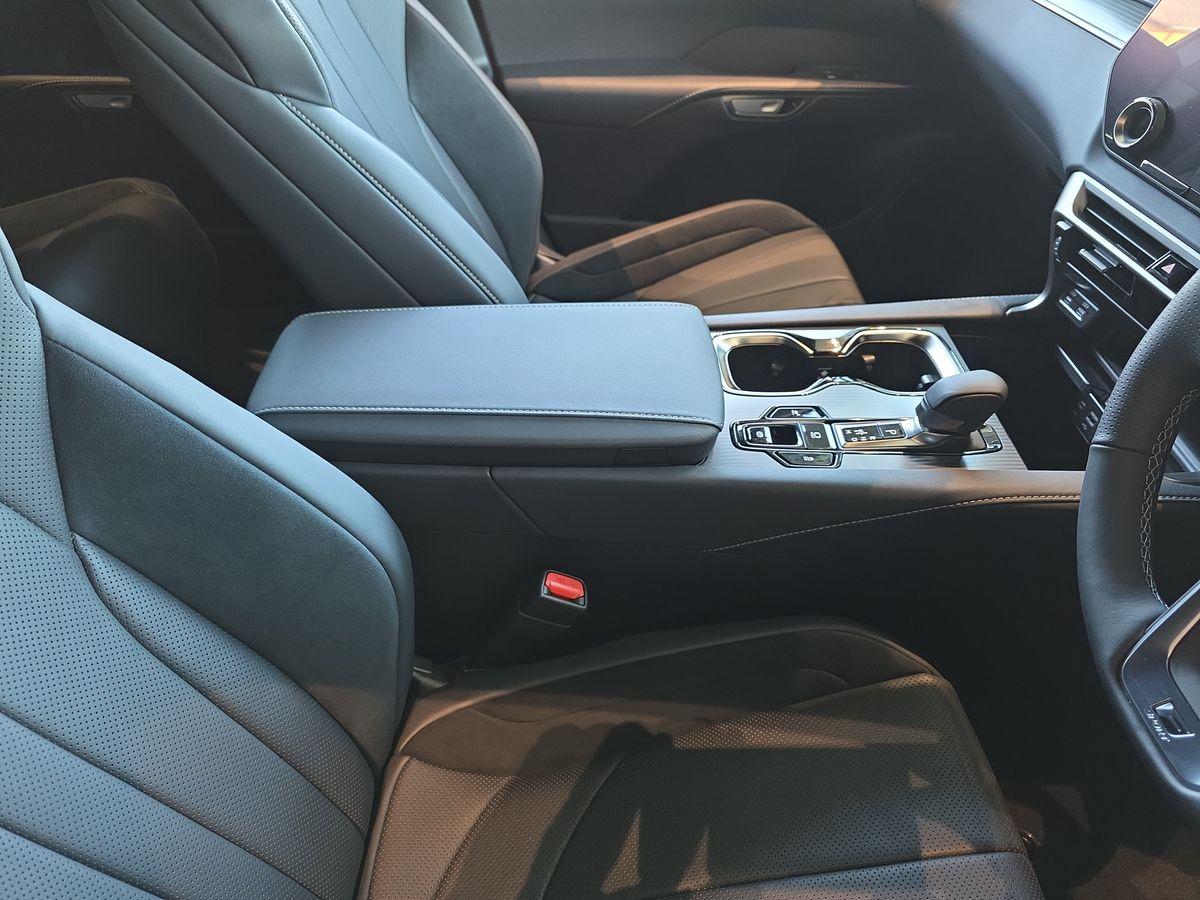 Used Lexus RX 2024 for sale - 76659333: Photo 40