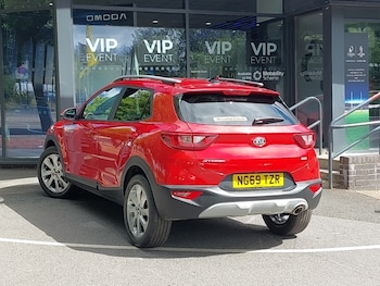 Used Kia Stonic 2020 for sale - 79433160: Photo
