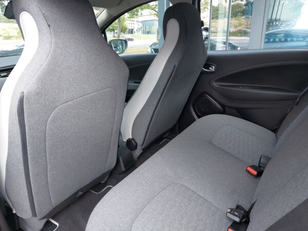 Used Renault Zoe 2022 for sale - 75837411: Photo 6
