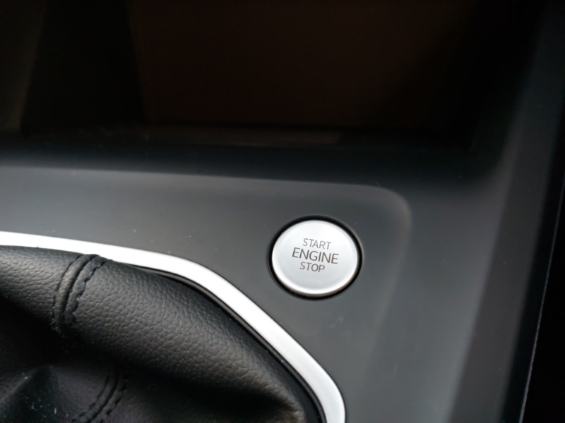 Used Volkswagen Golf 2024 for sale - 77086943: Photo 12