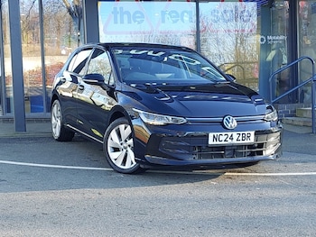 Used Volkswagen Golf 2024 for sale - 77086943: Photo