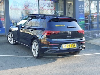 Used Volkswagen Golf 2024 for sale - 77086943: Photo