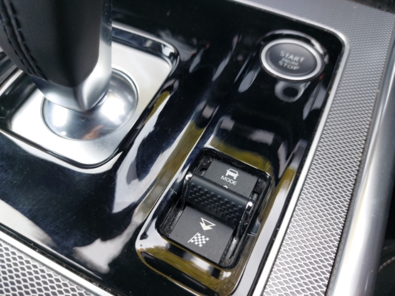 Used Jaguar XE 2019 for sale - 76893447: Photo 17