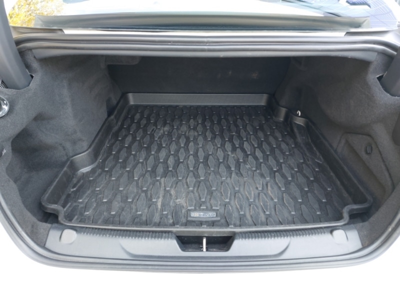 Used Jaguar XE 2019 for sale - 76893447: Photo 8