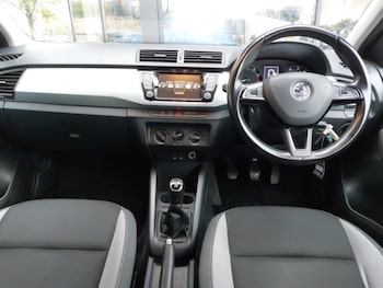 Used Skoda Fabia 2017 for sale - 76308919: Photo