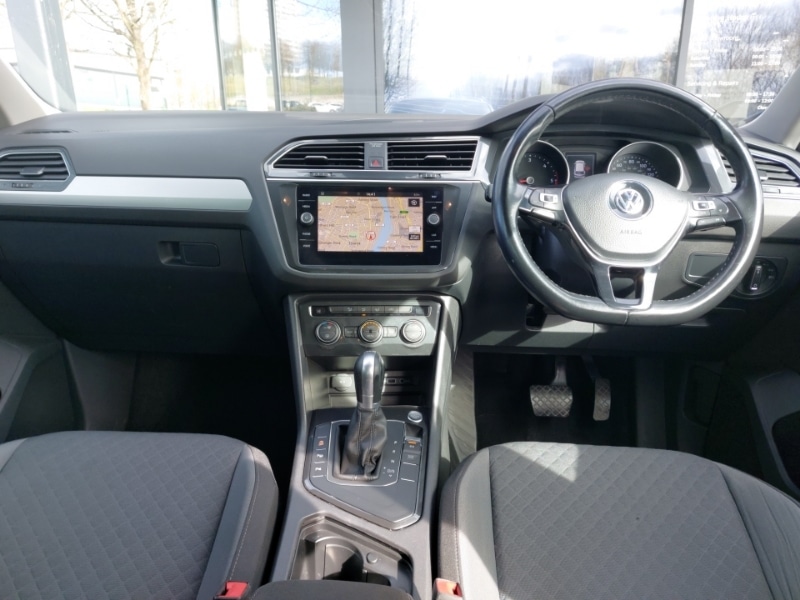 Used Volkswagen Tiguan 2019 for sale - 78147409: Photo 2