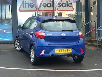Used Hyundai i10 2023 for sale - 77433732: Photo