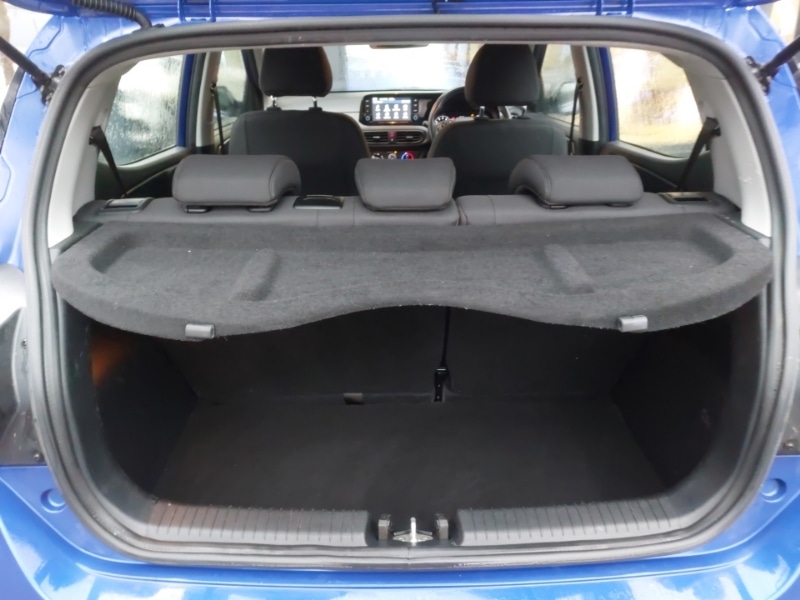 Used Hyundai i10 2023 for sale - 77433732: Photo 8