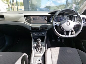 Used Volkswagen Polo 2019 for sale - 75921503: Photo