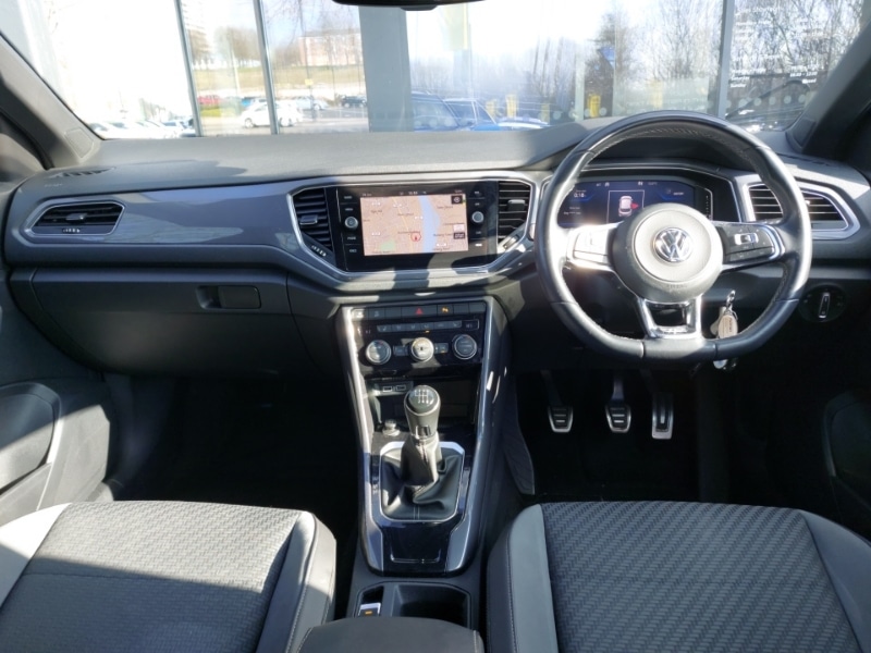 Used Volkswagen T-Roc 2020 for sale - 77823145: Photo 2