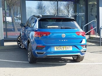 Used Volkswagen T-Roc 2020 for sale - 77823145: Photo
