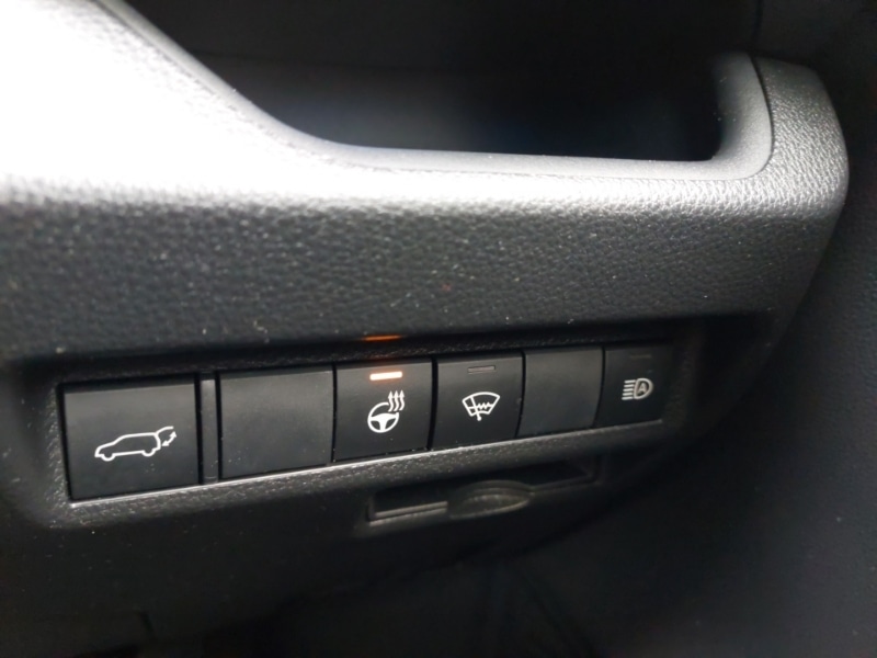 Used Toyota RAV4 2022 for sale - 76373205: Photo 15