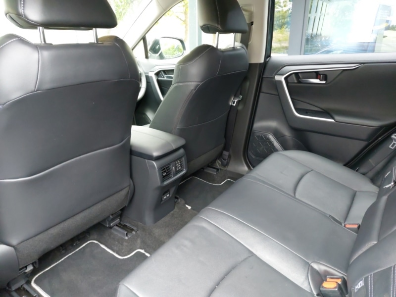 Used Toyota RAV4 2022 for sale - 76373205: Photo 6