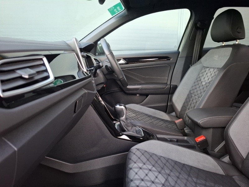 Used Volkswagen T-Roc 2025 for sale - 76493410: Photo 5