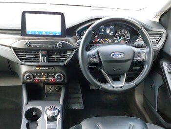 Used Ford Focus 2020 for sale - 76721803: Photo