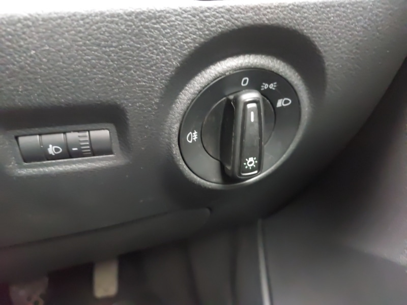 Used Skoda Fabia 2017 for sale - 76440263: Photo 19