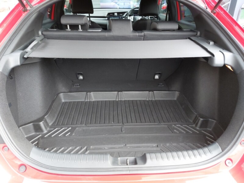 Used Honda Civic 2020 for sale - 76533097: Photo 8