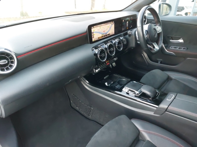 Used Mercedes-Benz A-Class 2018 for sale - 77889452: Photo 5