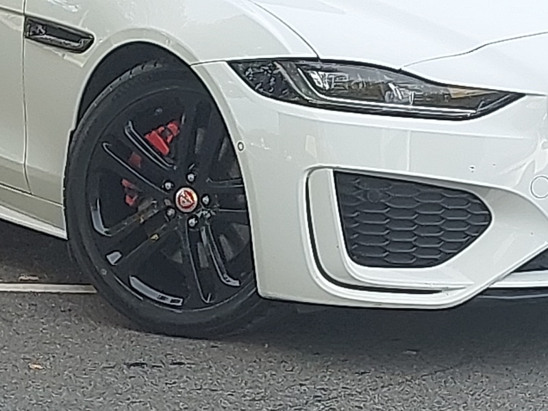 Used Jaguar XE 2019 for sale - 76418880: Photo 9