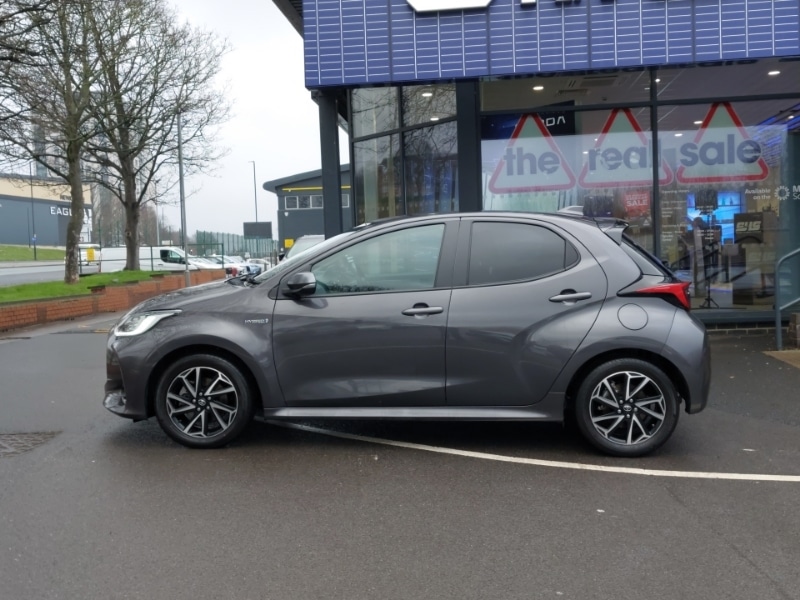 Used Toyota Yaris 2021 for sale - 77405000: Photo 4