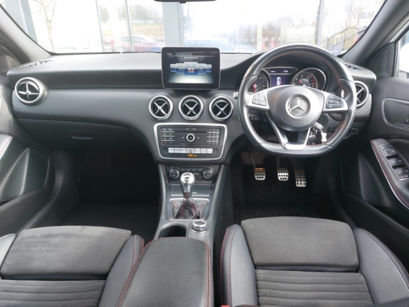 Used Mercedes-Benz A-Class 2018 for sale - 77644443: Photo 2