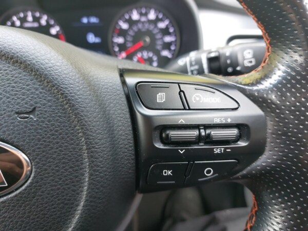 Used Kia Stonic 2018 for sale - 76160297: Photo 17
