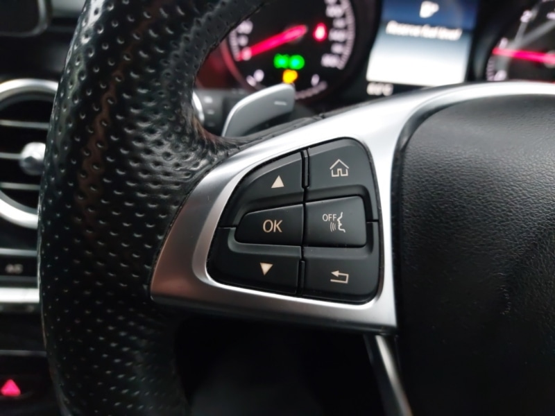 Used Mercedes-Benz GLC 2017 for sale - 77300005: Photo 15