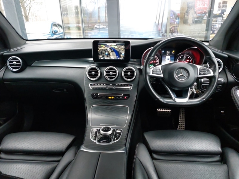 Used Mercedes-Benz GLC 2017 for sale - 77300005: Photo 2