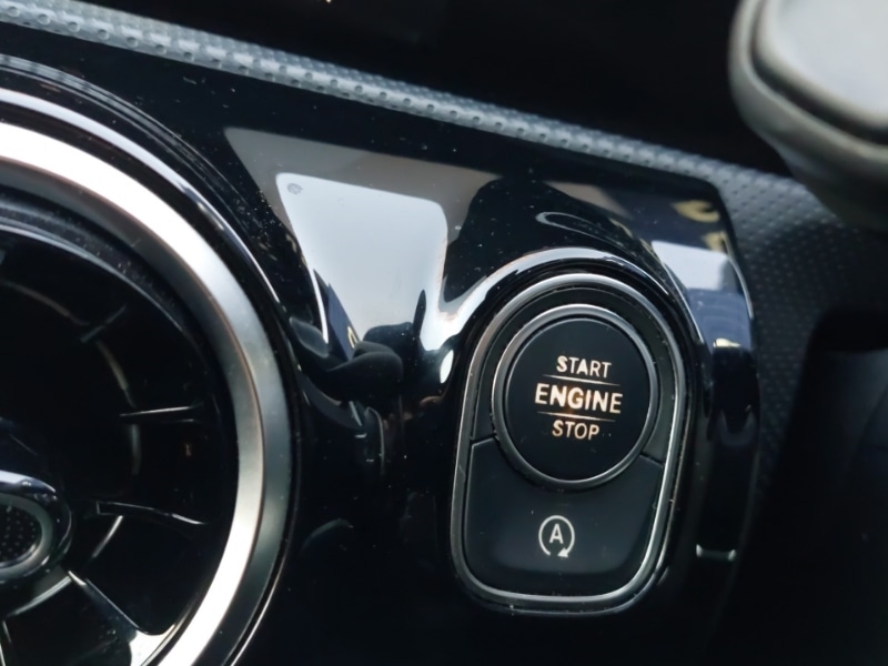 Used Mercedes-Benz A-Class 2018 for sale - 76816341: Photo 15