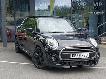 Used MINI Hatch 2019 for sale - 79461513: Photo