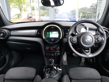 Used MINI Hatch 2019 for sale - 79461513: Photo