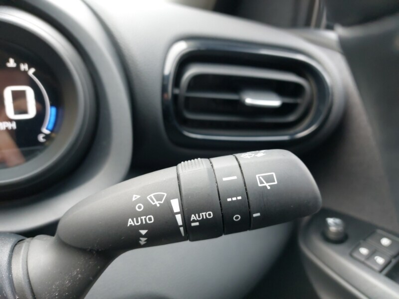 Used Toyota Yaris 2023 for sale - 77352274: Photo 19