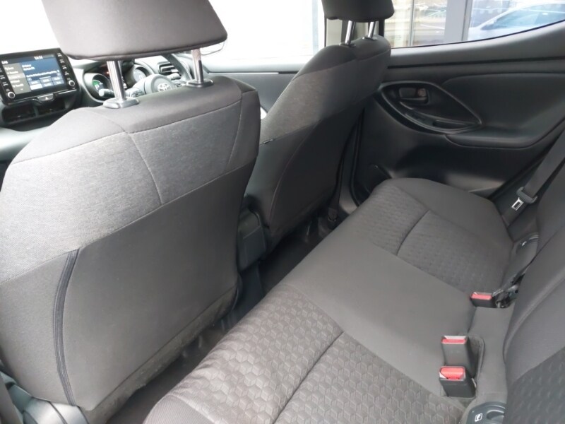 Used Toyota Yaris 2023 for sale - 77352274: Photo 6